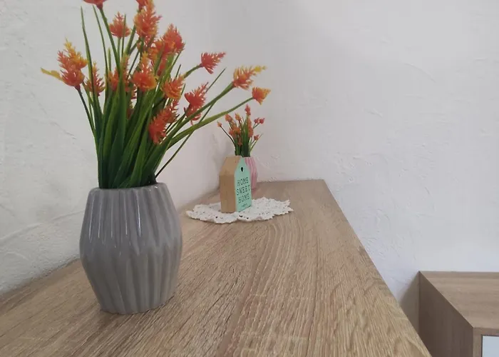 アパート Under Rock